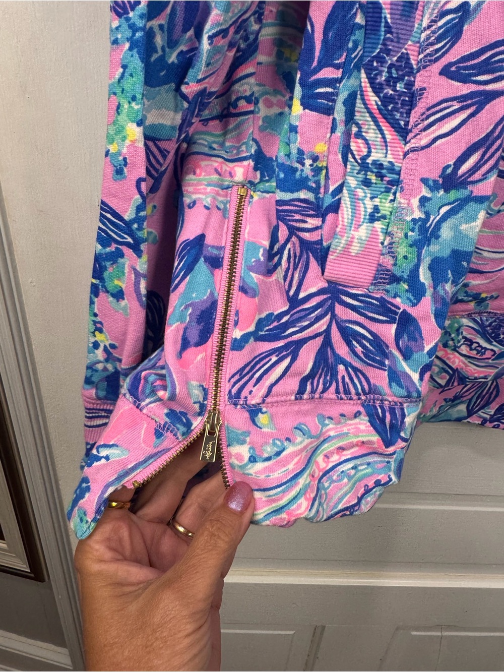 Lilly Pulitzer Pink Tropical Print Long Sleeve Top - Picture 3 of 5